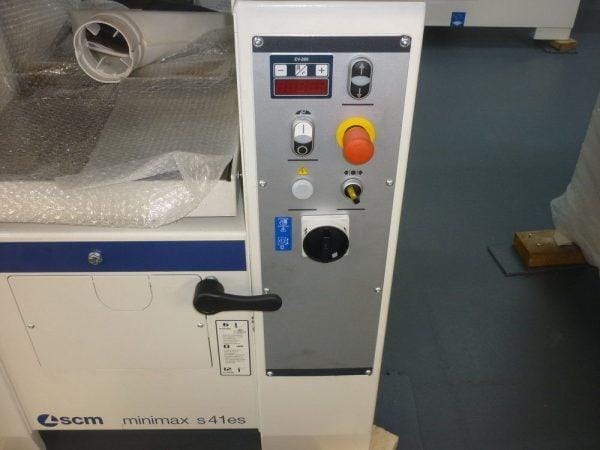 Control Panel of the Minimax S41 ES Thicknesser